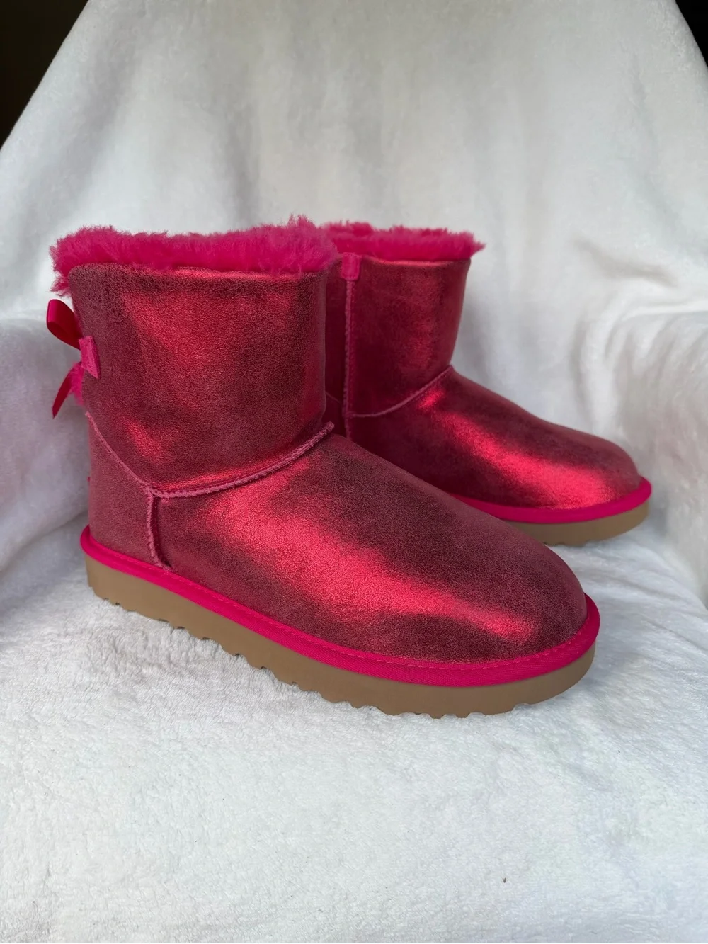 UGG featuring metallic